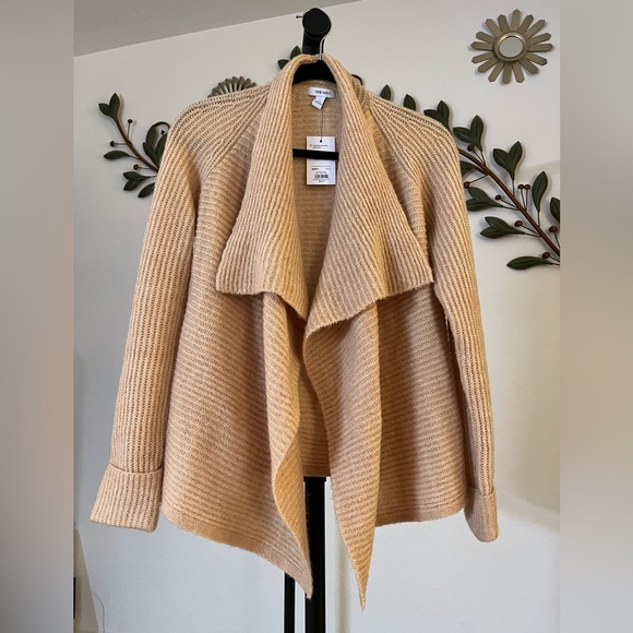 NINE WEST - Drapey Ribbed Stretchy Cardigan - Picture 1 of 4